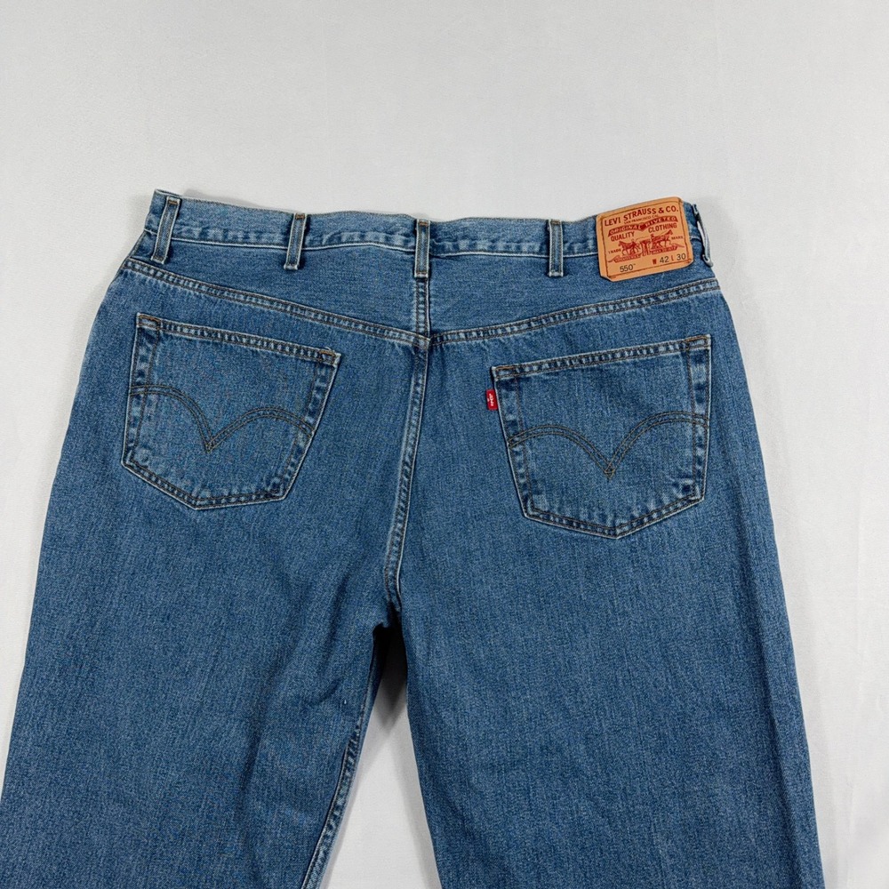 Levi's 550 Relaxed Fit Jeans 100% Cotton Denim W42 L30 Blue Classic Casual - Picture 10 of 13